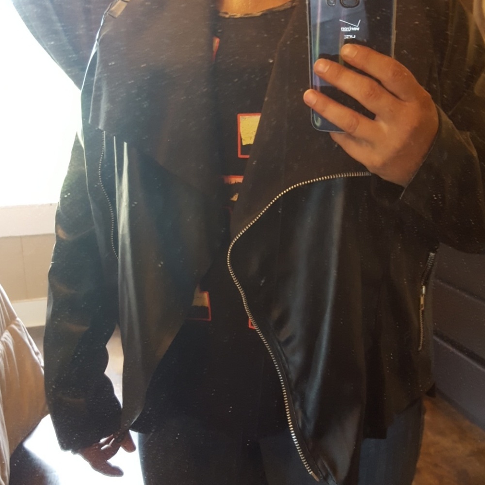 Vinal black thin jacket - Picture 4 of 7